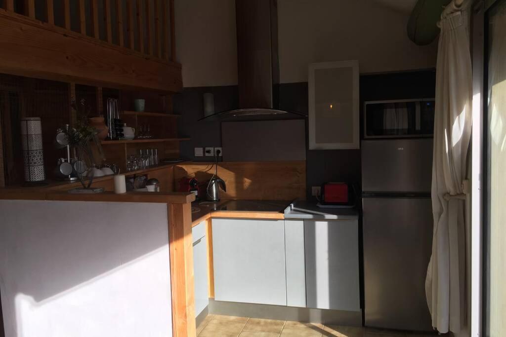 Duplex Lumineux Sur Gde Terrasse, Balneo Double, Parking Prive, Clim, Local Velos Entraigues-sur-la-Sorgue Exterior foto